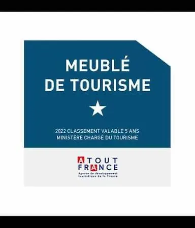 Apartamento Le Mansart Au Pied Du Chateau Insead
