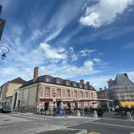 Le Mansart Au Pied Du Chateau Insead Apartamento *
